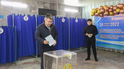 Атырау облысының әкімі жерлестерін сайлауда таңдау жасауға шақырды