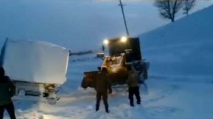 Жетісу облысында қарлы боранда жолда қалған көлік жүргізушілері құтқарылды