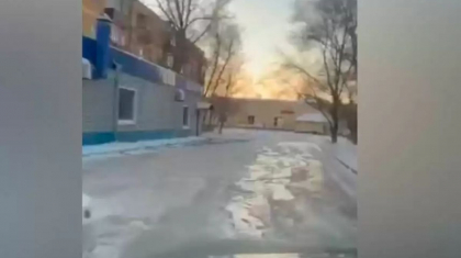 Рудный қаласында құбыр жарылып, жолды су басып қалды