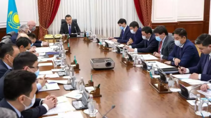 Үкімет басшысы кейбір активтерді мемлекет меншігіне қайтару шараларын талқылады