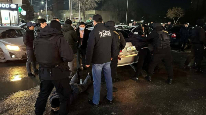 Шымкентте тәртіп сақшылары қылмыстық топтар арасындағы қарулы төбелестің алдын алды