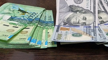 Доллар үш теңгеге бір-ақ құлдырады: 10 ақпандағы валюта бағамы қандай