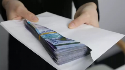 Қарағандыда супермаркет әкімшісі мен кассирлері бірігіп, қомақты қаржыны иемденіп кетті