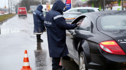 Латвия мас жүргізушілерден тәркіленген автокөліктерді Украинаға жібереді