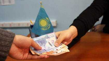 Ақтөбеде мектеп директоры 600 мың теңге пара алды деген күдікпен ұсталды