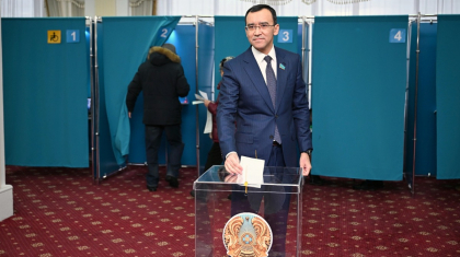 Сенат төрағасы Мәулен Әшімбаев сайлауда дауыс берді