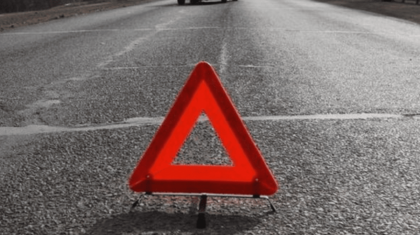 Астанада екі жеңіл көлік пен автобус соқтығысып, бір адам қайтыс болды