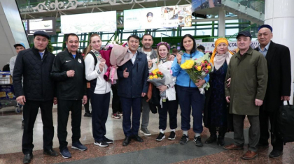 Бокстан әлем чемпионатының жеңімпаздары мен жүлдегерлері елге оралды