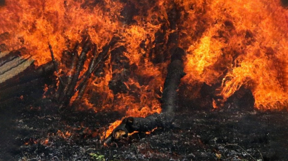 Павлодарда жылу трассасының қаптамасы өртенді