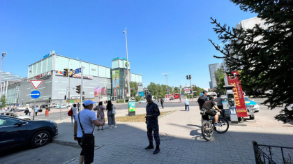 Банк бөлімшесіндегі жағдай: Қаскөй қаржы ұйымының активтерін мұқтаждарға аударуды талап етуде