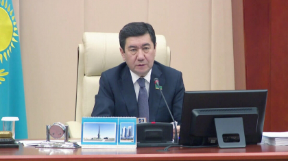 Ерлан Қошанов депутаттар қандай заң жобаларын қарағанын айтты