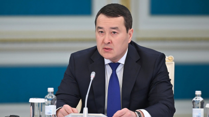 Әлихан Смайылов студенттерге жатақханадан орын бөлу жұмыстарын барынша күшейтуді тапсырды