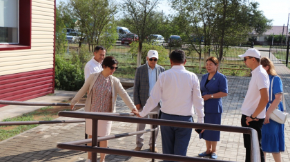 БҚО-да аманаттықтар нысандардың ерекше қажеттілігі бар адамдарға қолжетімділігін тексерді