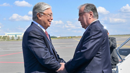 Мемлекет басшысы Тәжікстан Президентін Тәуелсіздік күнімен құттықтады