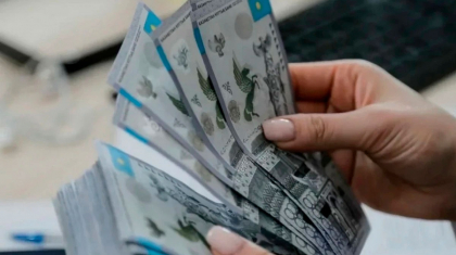 Министр ең төменгі жалақы мөлшерін неге 300 мың теңге етуге болмайтынын түсіндірді