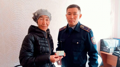 44 жыл бойы құжатсыз жүрген Абай облысының тұрғыны алғаш рет жеке куәлік алды