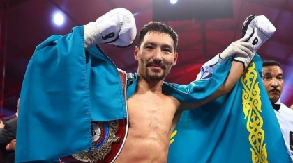 Жәнібек Әлімханұлы WBO және IBF нұсқалары бойынша әлем чемпионы атанды