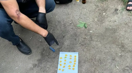 СҚО-да есірткіні арнайы жерге жасырумен айналысқан жас жігіттер ұсталды