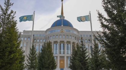 Ақордада Республика күніне арналған Мемлекеттік ту көтеру рәсімі өтті