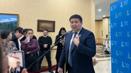 «Біз – әйелдерді қорғайтын партиялардың біріміз»: Бейсенбаев «AMANAT» фракциясының ұстанымы жайлы