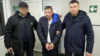 Шетелдік алаяқтардың қазақстандықтарды алдауына көмектескен тұрғын ұсталды – ҰҚК