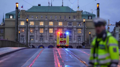 Прагада студент 15 адамды атып өлтірді