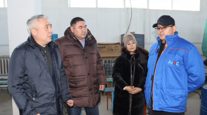 Мәжіліс депутаты Руслан Қожасбаев Жетісу облысындағы өндірістік орынның жұмысымен танысты