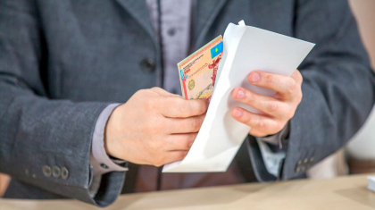 Алматы коммуналдық кәсіпорнының басшысы пара алды деген күдікке ілінді