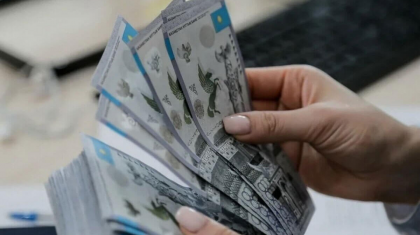 «Балабақшаға орналастырамын»: Шымкентте үш әйел алаяққа 12 млн теңге берген