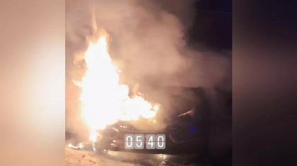 Павлодарда өртеніп кеткен көлік жанынан адам мәйіті табылды