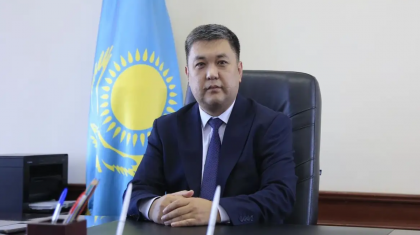 Пара алды деген күдікпен ұсталған Сәтбаев әкімінің ісі сотқа жетті