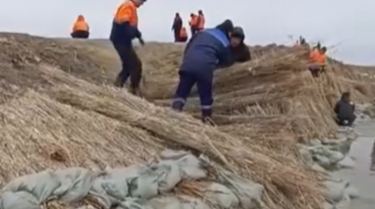 Ақтөбе облысында тағы бір жолды су шайып кетті