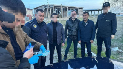 ҰҚК Тараз қаласы полиция басқармасының екі қызметкерін ұстады
