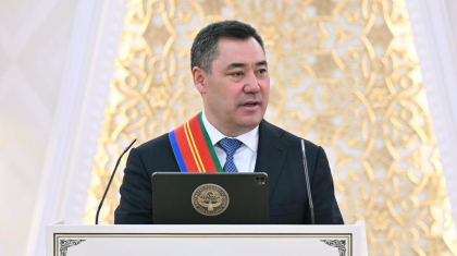 Тоқаев Садыр Жапаровқа I дәрежелі «Достық» орденін табыс етті