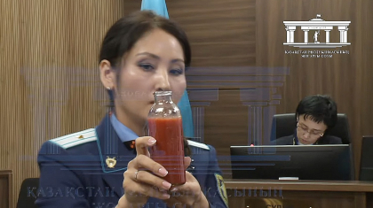 «Оның жүрегі жоқ»: Прокурор жарыссөзде Нүкенованың басына жиналған «қанды» көрсетті