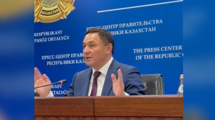 Спорт министрі үкіметке неге 4-5 қызметкерін ертіп келеді