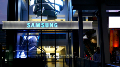 Samsung қызметкерлері жалақыларын көтеруді талап етіп, ереуілге шықты