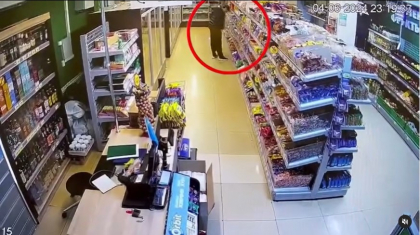 «Шоколадты киімінің ішіне жасырған»: Астанада дүкенде ұрлық жасаған ер адам ұсталды