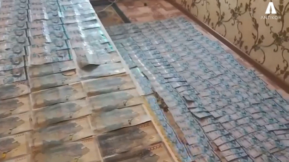 Ақтөбеде білім бөлімінің басшысы 18 млн теңге пара алу кезінде ұсталды (ВИДЕО)