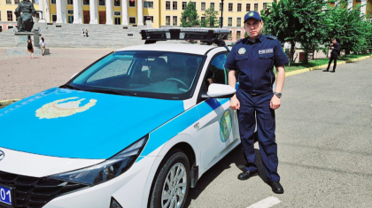 Астанада патрульдік полицей тұрғын үйдегі өрттің алдын алды