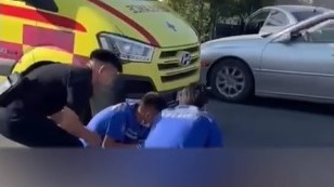 Шымкентте көлік жүргізушісі жас қызды қағып кетті