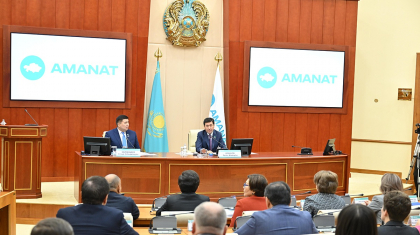 «AMANAT» фракциясы уақыт белдеуі мәселесін мәжілістің жалпы отырысында талқылауды ұсынды