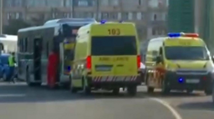 Ақтауда жеңіл көлік жолаушылар автобусымен соқтығысты