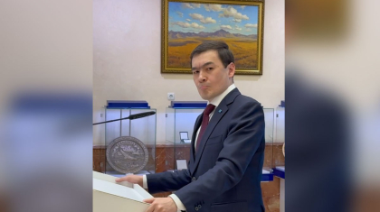 Шенеунік АЭС-ке қатысты сұраққа Қазақстанда туғанына риза екенін айтып жауап берді (ВИДЕО)