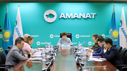 «AMANAT» партиясында қазақстандық өндірушілерді қолдау және бақылауды қайта қарау мәселесі талқыланды