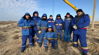 Ақтауда құлап түскен ұшаққа ең бірінші қарапайым жұмысшылар жетіп, 15-ке жуық адамды құтқарып алған