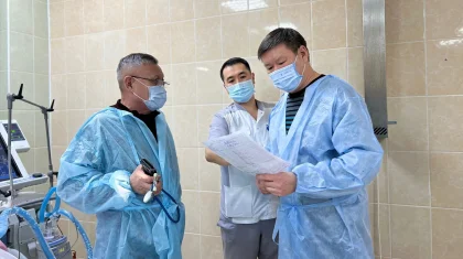 Ақтауда ұшақ апатынан аман қалған әйелдің кім екені анықталды