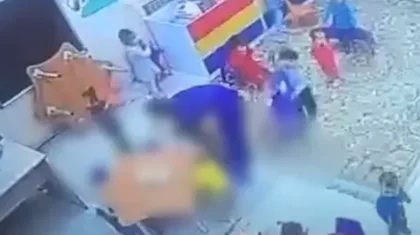«Жұлқып, қолын шығарған»: Маңғыстау балабақшаларының бірінде жаға ұстатарлық жағдай болды