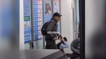 Айқайлап, жылап, көмек сұрады: пышақ ұстаған ер адам Алматы әуежайының қызметкерін кепілге алды (ВИДЕО)