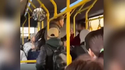 Алматы әуежайында пышақпен шабуыл жасаған ер адам былтыр автобуста әйел адамды соққыға жыққан – дереккөз